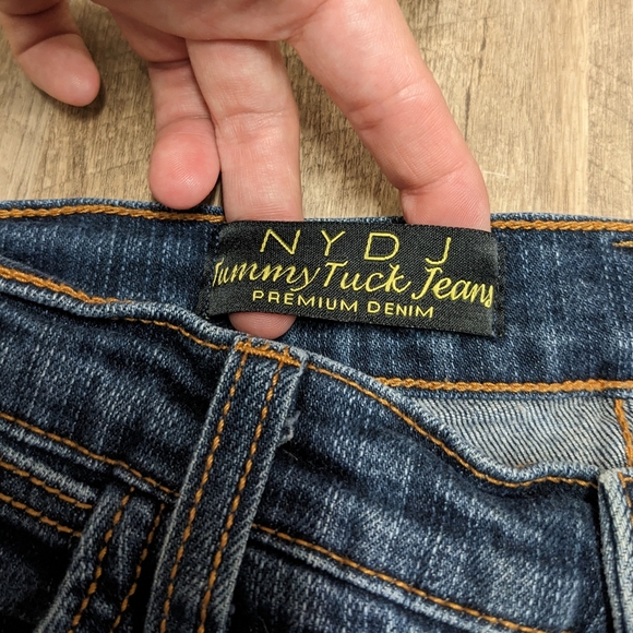 NYDJ Tummy Tuck Cropped Jeans - Picture 5 of 10
